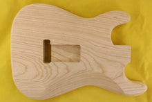 Load image into Gallery viewer, SC BODY 1pc Swamp Ash 1.7 Kg - 550420