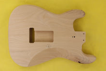 Load image into Gallery viewer, SC BODY 2pc Alder 2.1 Kg - 546058