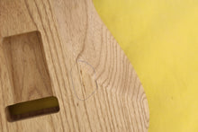Load image into Gallery viewer, SC BODY 1pc Roasted Swamp Ash 1.7 Kg - 545327