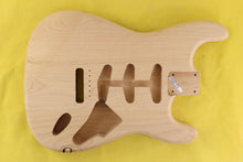 Load image into Gallery viewer, SC BODY 3pc Alder 1.9 Kg - 550239
