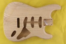 Load image into Gallery viewer, SC BODY 1pc American Ash 2.8 Kg - 550437