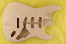 Load image into Gallery viewer, SC BODY 1pc Alder 1.9 Kg - 550444