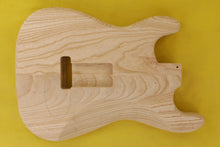Load image into Gallery viewer, SC BODY 2pc Swamp Ash 2.2 Kg - 546072