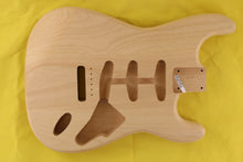 Load image into Gallery viewer, SC BODY 3pc Alder 1.8 Kg - 550956