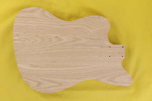 Load image into Gallery viewer, TM SHAPED BLANK BODY 3pc Swamp Ash 3.4 Kg - 541374