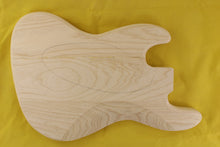 Load image into Gallery viewer, JB BODY 3pc Swamp Ash 2.1 Kg - 550710