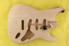 Load image into Gallery viewer, SC BODY 1pc Alder 1.9 Kg - 550475