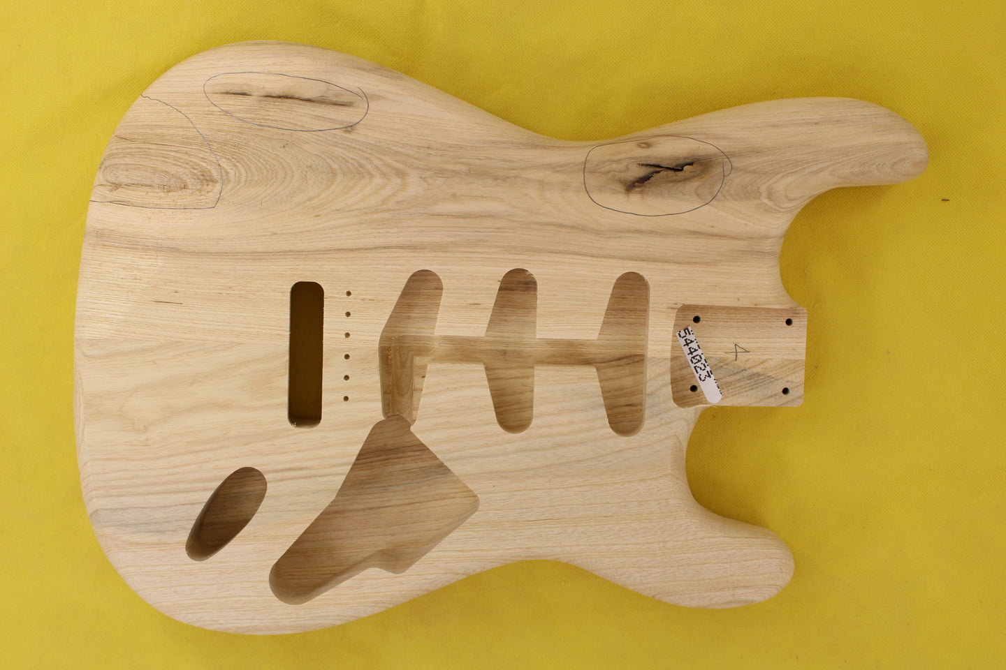 SC BODY 2pc Swamp Ash 2.1 Kg - 544023