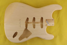 Load image into Gallery viewer, SC BODY 2pc Basswood 1.7 Kg - 550307