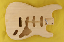 Load image into Gallery viewer, SC BODY 2pc Basswood 1.5 Kg - 550055