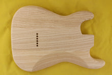 Load image into Gallery viewer, SC BODY 3pc Swamp Ash 2.2 Kg - 550062