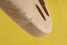 Load image into Gallery viewer, SC BODY 3pc Swamp Ash 2.2 Kg - 550062