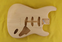 Load image into Gallery viewer, SC BODY 2pc Basswood 2.2 Kg - 550338