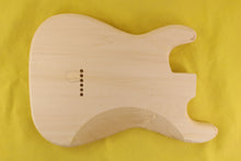 Load image into Gallery viewer, SC BODY 2pc Basswood 2.2 Kg - 550338
