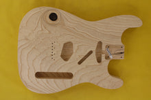 Load image into Gallery viewer, SC BODY 1pc Swamp Ash 2.3 Kg - 544535