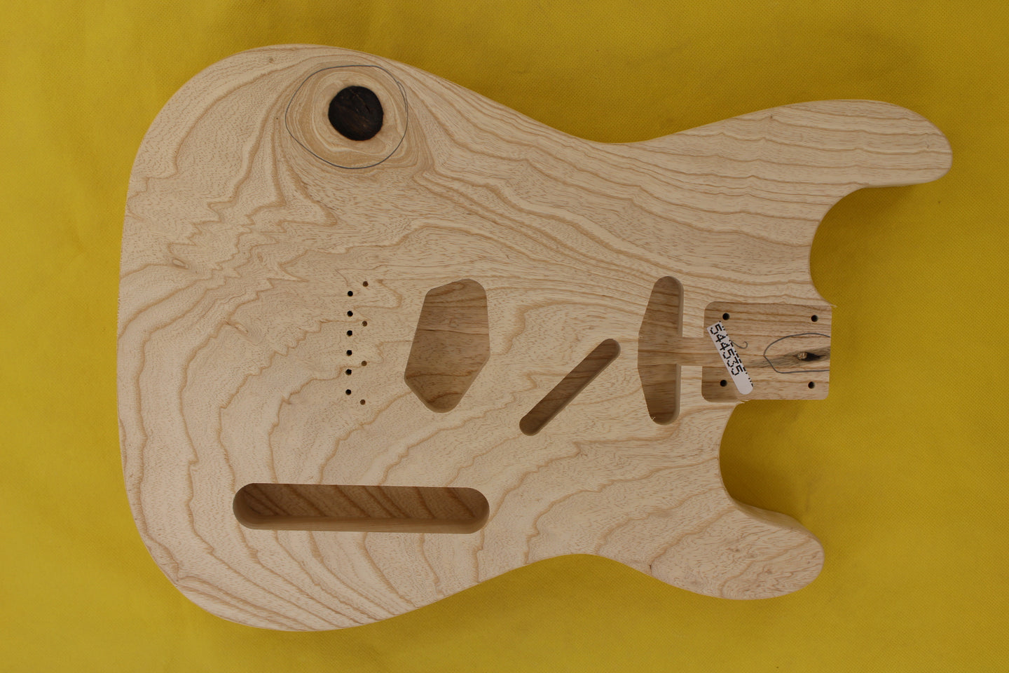 SC BODY 1pc Swamp Ash 2.3 Kg - 544535