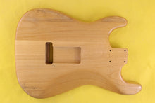 Load image into Gallery viewer, SC BODY 2pc Swamp Ash 1.9 Kg - 549226