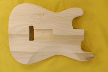 Load image into Gallery viewer, SC BODY 4pc Poplar 2.1 Kg - 546775