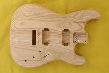 Load image into Gallery viewer, SC BODY 2pc Swamp Ash 2.1 Kg - 546836