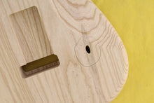 Load image into Gallery viewer, SC BODY 2pc Swamp Ash 2.3 Kg - 538640