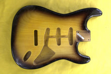 Load image into Gallery viewer, SC BODY 2pc Swamp Ash 1.9 Kg - 538480