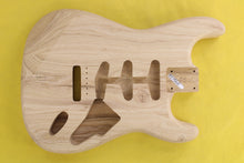 Load image into Gallery viewer, SC BODY 3pc Swamp Ash 2.2 Kg - 537568